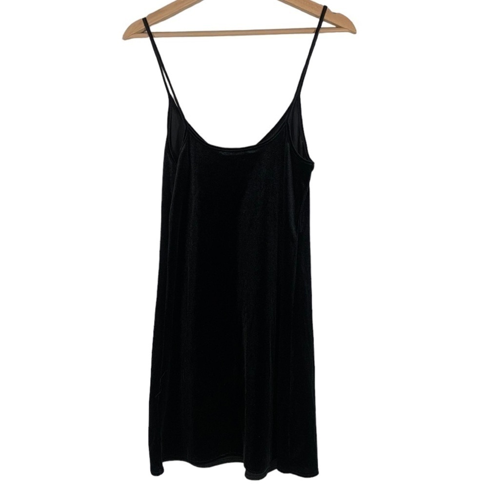 Brandy Melville Jackie Velvet Mini Dress Black - Picture 4 of 10
